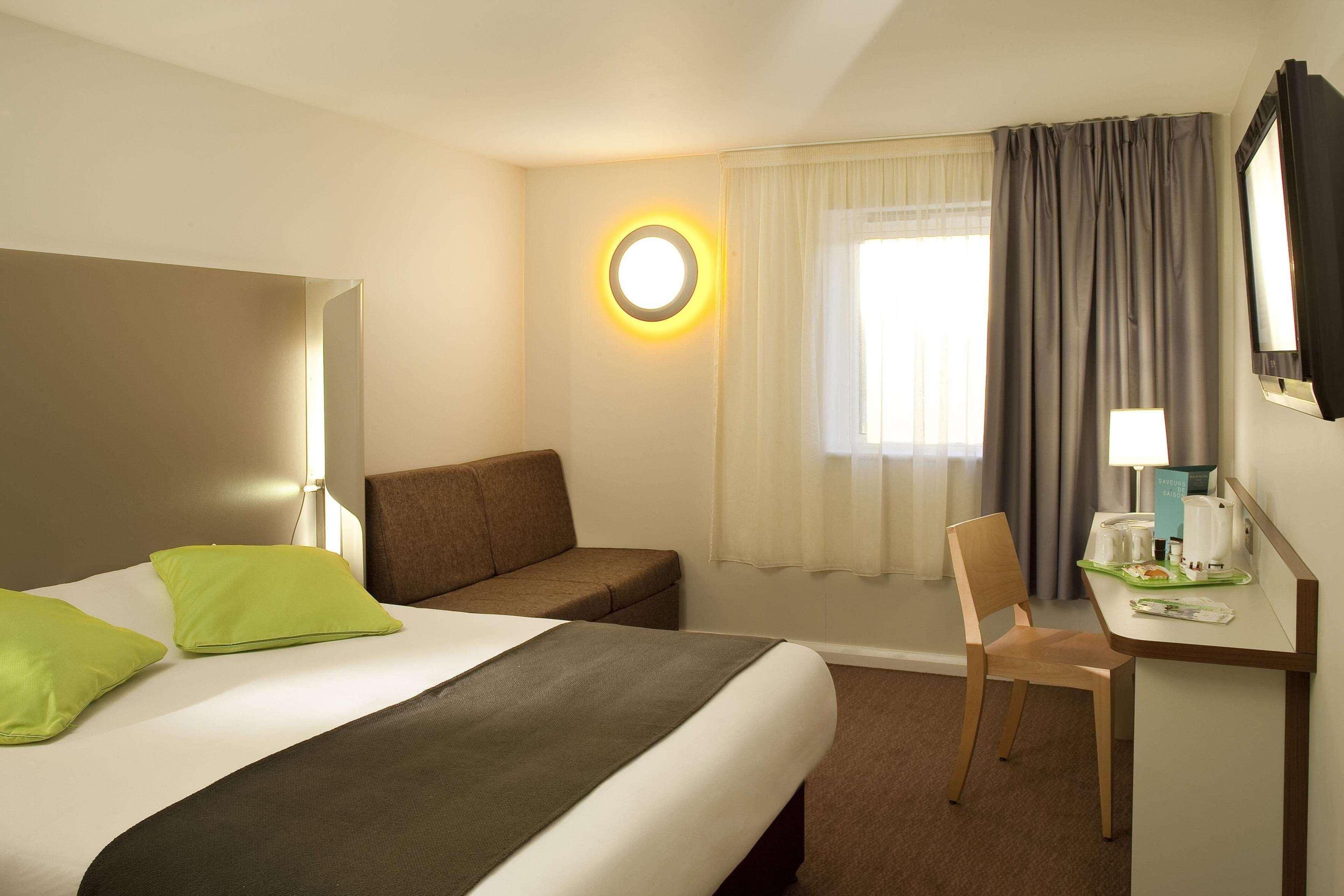 Campanile Hotel נורת'המפטון מראה חיצוני תמונה