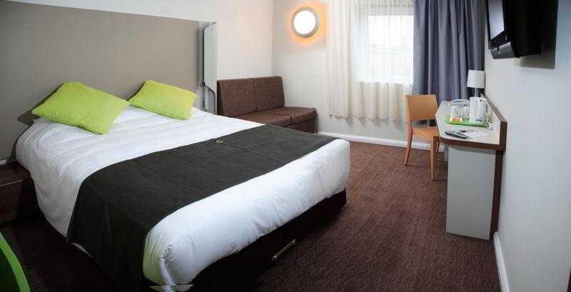 Campanile Hotel נורת'המפטון מראה חיצוני תמונה